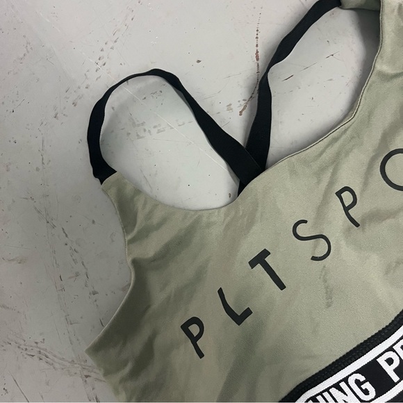 PrettyLittleThing Khaki PLT Sport Bra - Picture 3 of 5